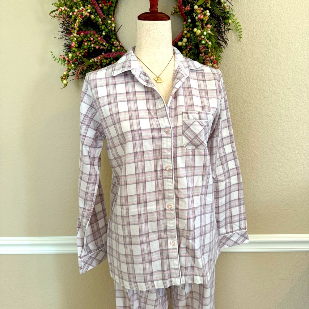 Victoria’s Secret Pink Plaid Pajama Sleep Set, size XS